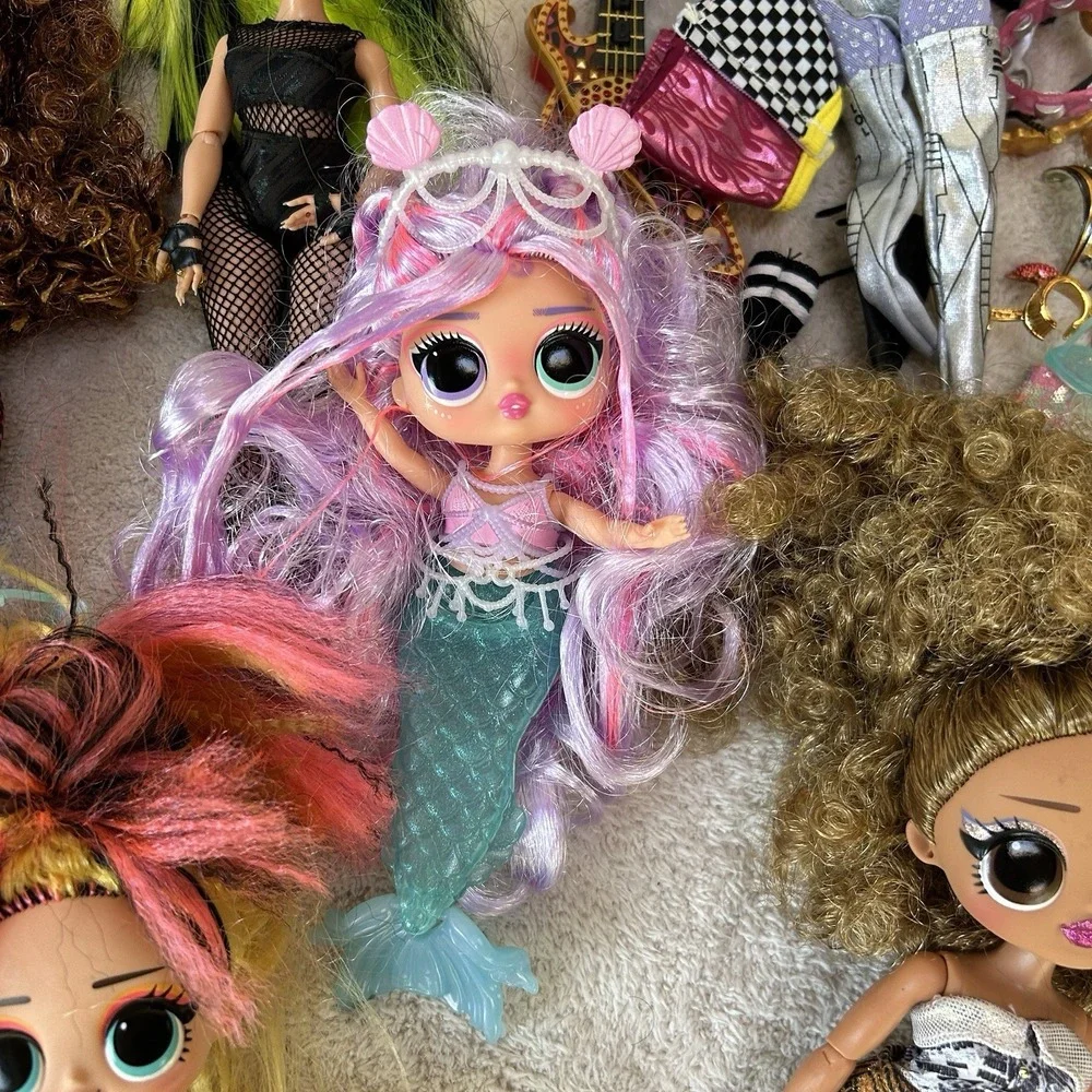 MGA LOL OMG Surprise 10‎ Doll Bundle with Accessories Dolls